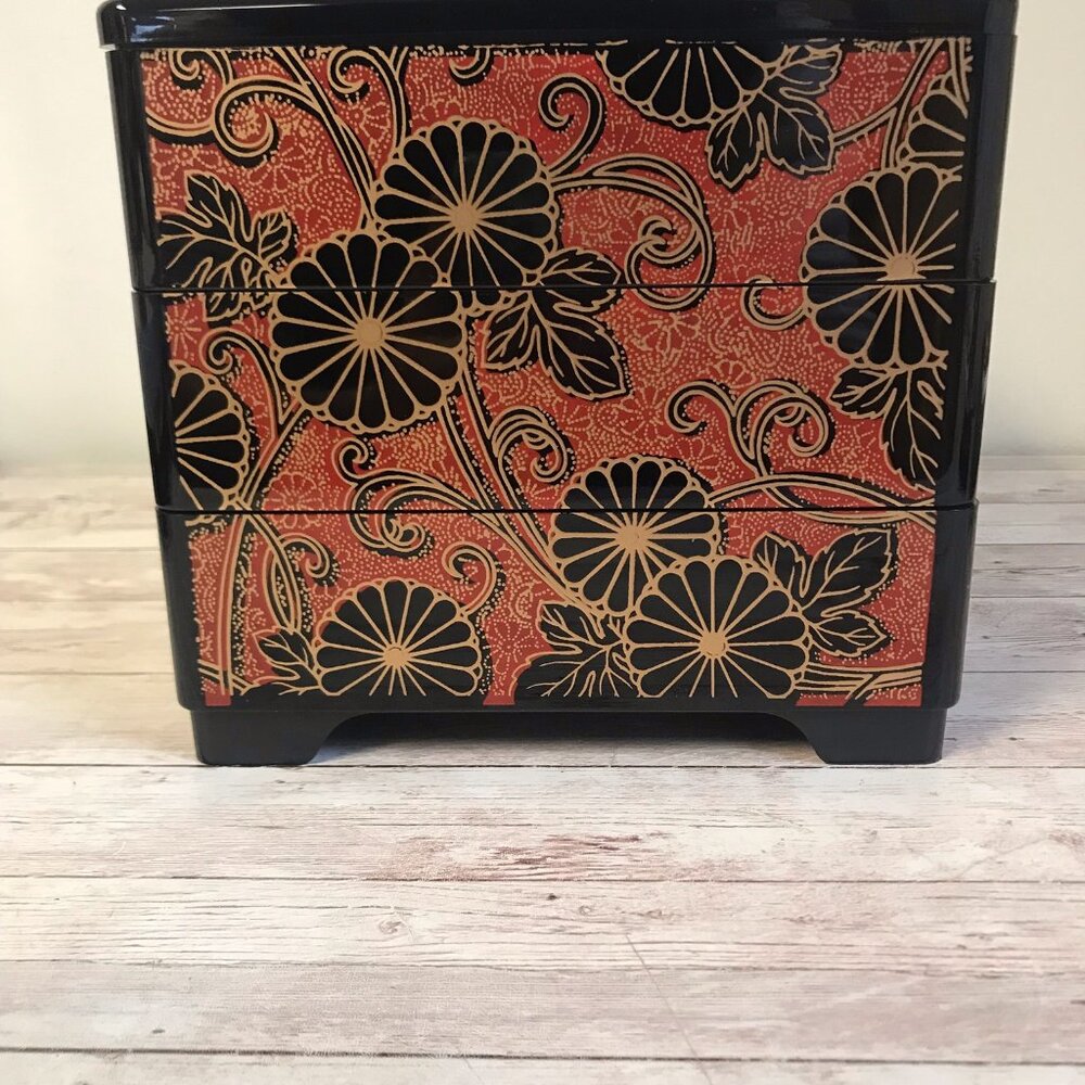 3 Tier Stackable Lacquer Box (Import From Japan)